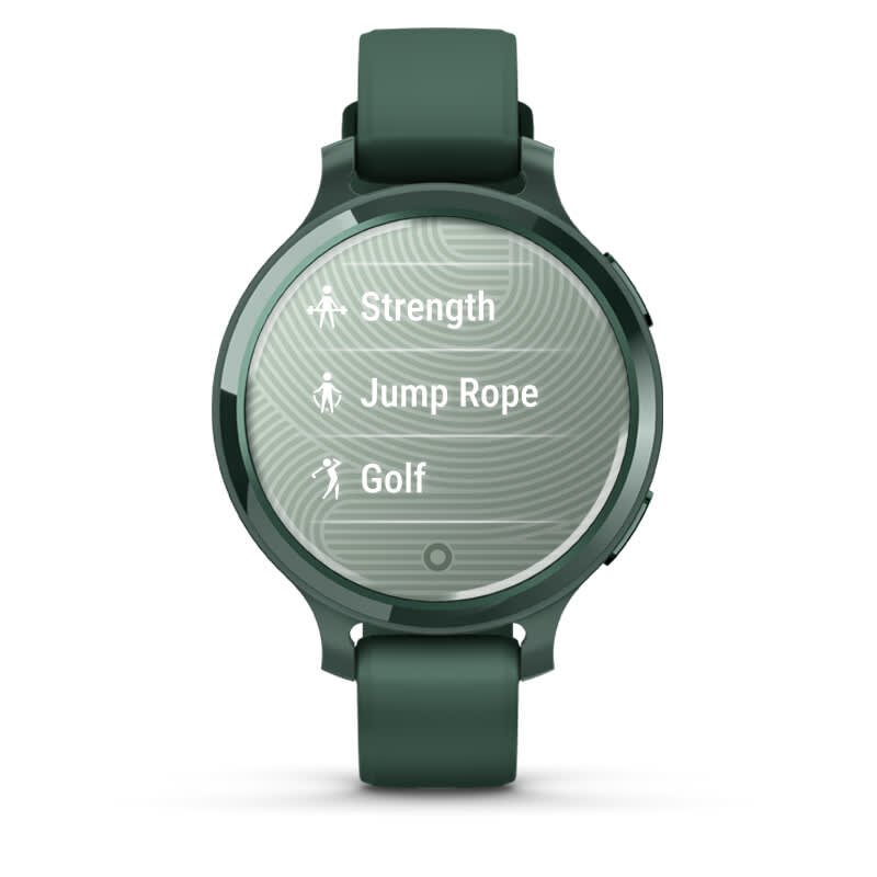 FITNESS TRACKING AND SPORTS APPS