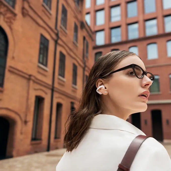 Shokz OpenDots 2 White — Technology that works for you